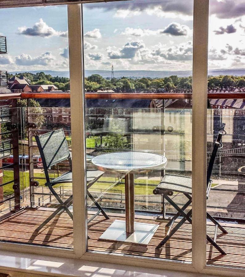 City Centre Chester Waterways Apartment 外观 照片