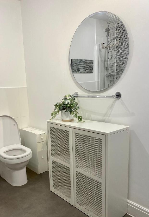 City Centre Chester Waterways Apartment 外观 照片